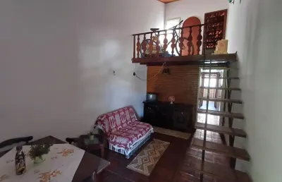 Condomínio 01 quarto + mezanino - portinho - cabo frio rj