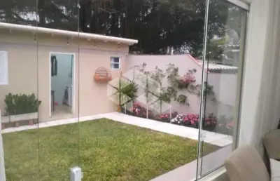 Casa / 2 dormitórios / 2 vagas / jardim europa / porto alegre / rs