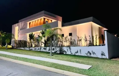 Sobrado para venda tem 425 metros quadrados com 4 quartos