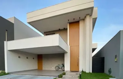 Casa de condomínio sobrado para venda tem 250 metros quadrados com 4 quartos