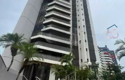 Apartamento semi-mobiliado com 4 quartos e 335m² no ed. saint paul