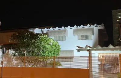 Casa com 3 quartos à venda na Rua Professor Jescelino Reiners, 5, Jardim Petrópolis, Cuiabá