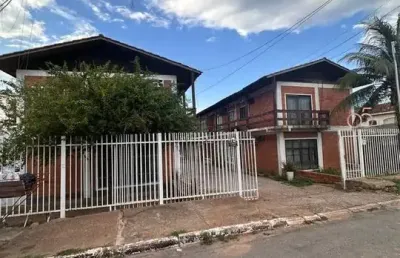 Venda casa sobrado no comd.res village em vg, por r$410.000,00