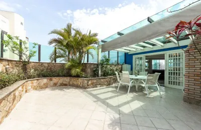 Cobertura duplex mobiliada à venda | 255 m² | 4 suítes | 4 vagas na parada inglesa!