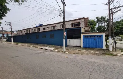 Sobrado à venda | 5 dorms. + salão | 2 vagas na vila sabrina!