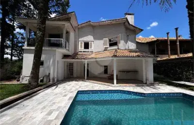Casa de condomínio à venda | 4 suítes | 5 vagas no alphaville 2!