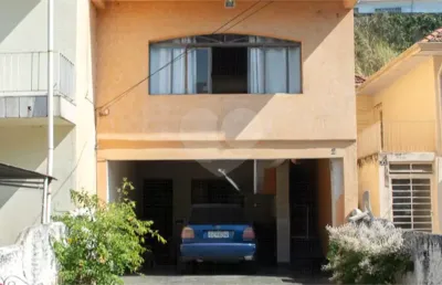 Sobrado de condomínio à venda | 250 m² | 3 suítes | 2 vagas em santana!