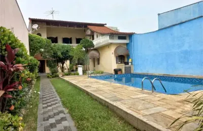 Casa à venda | 500 m² de terreno | 3 dormitórios (2 suítes) | 6 vagas na vila galvão!