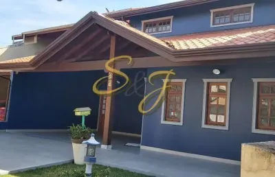 Casa sobrado com três suites a venda no bairro parque brasil 500- cond. okinawa - paulínia sp