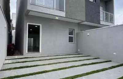 Casa sobrado à venda, alto do ipiranga, mogi das cruzes, sp, 3 suites, quintal, 3 vagas, 140m²