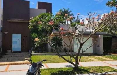 Casa em condomínio para venda em uberlândia, aclimação, 3 dormitórios, 3 suítes, 4 banheiros, 2 vagas
