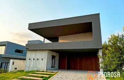 Casa térrea no alphaville catuana - 225m2 - 3 suítes - 4 vagas - área gourmet com piscina