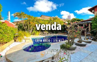 Casa duplex a venda com 376m2 | 4 suítes | lado sombra | energia solar | 4 vagas | capim macio natal/rn