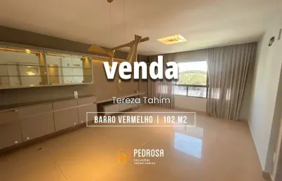 Belo apartamento todo reformado com 102 m2  e 3 quartos no barro vermelho natal/rn