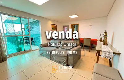 Apartamento com varanda e vista mar de 98m2 e 3 quartos em petrópolis natal/rn