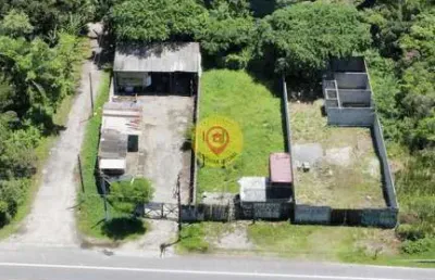 Terreno de 438 m² – frente para a rodovia e vista para o mar