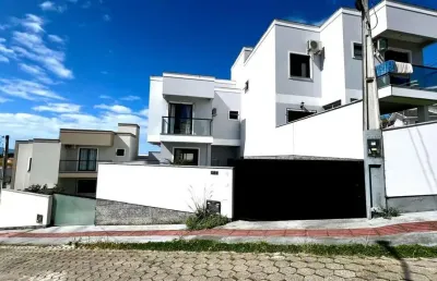 Casa com 3 quartos à venda na rua professora terezinha de jesus, 215, bela vista, palhoça por r$ 580.000