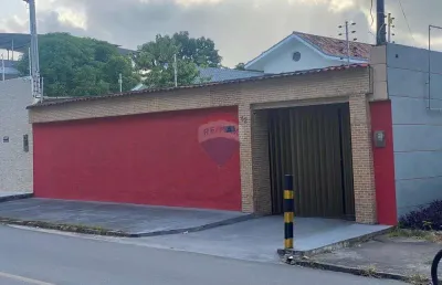 Imóvel espetacular, em san martin, com piscina e ampla área livre, ideal para residência ou comércio.