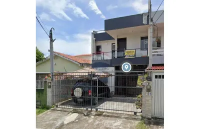 Casa dos sonhos com 5 quartos e excelente localização – agende sua visita hoje!'