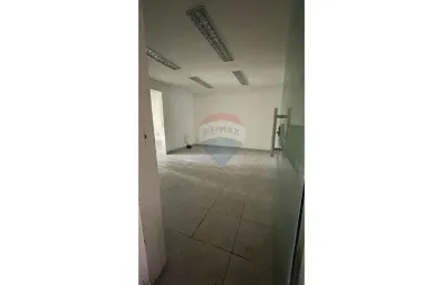Excelente oportunidade - clínicas, escritórios, cursos  - espaço comercial em casa amarela!