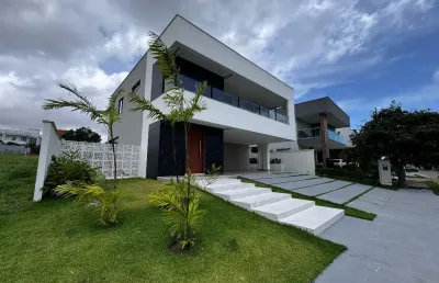 Casa no alphaville duplex, com 5 suites, sendo 1 no terreo, com area de lazer privativa