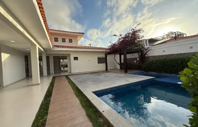 Casa no interlagos com 4 quartos (3 suites) nascente e com lazer privativo
