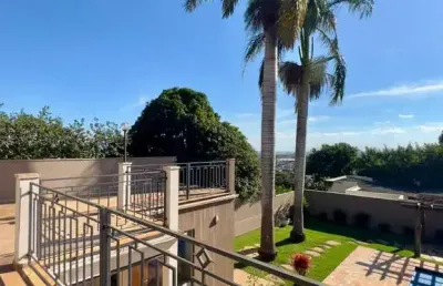 Sobrado à venda  4 quartos, ampla área de lazer e 368 m² construído
