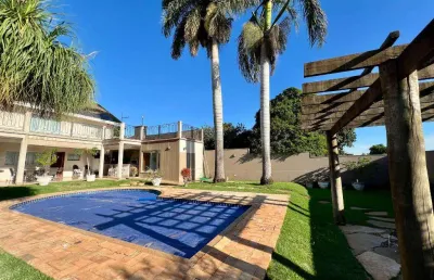 Sobrado à venda  4 quartos, ampla área de lazer e 368 m² construído