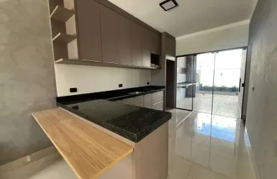 Casa à venda em marialva, semimobiliada, com 3 quartos e deck na área gourmet