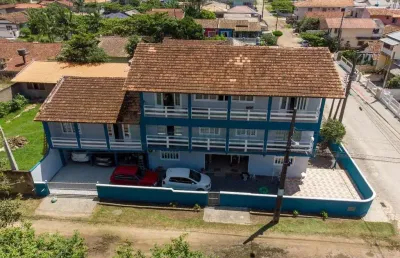 Lindo sobrado em ubatuba, são francisco do sul/sc | estuda propostas