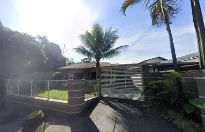 Oportunidade única: casa à venda em joinville-sc, 3 quartos, 1 suíte, 2 salas, 2 banheiros, 2 vagas, 180,00m² no saguaçu!