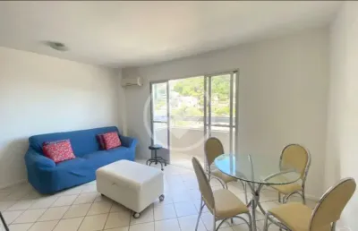 Apartamento 3 dormitórios, com sacada no centro de florianópolis