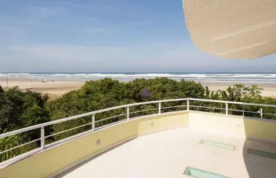 Casa pé na areia à venda  em guaratuba ii - litoral norte paulista - bertioga