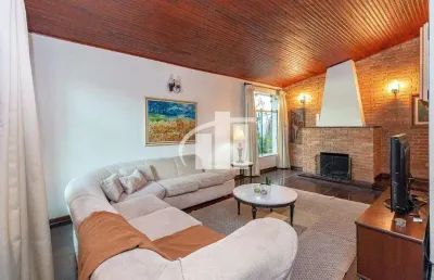 Casa a venda no jardim das vertentes/ vila sônia, uso residencial ou comercial com 265m²ac,m terreno 307m², em zona z2, próximo ao metro vila sônia.