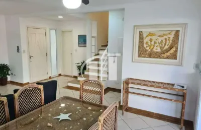 Casa a venda no guarujá, praia da enseada, com a segurança de condomínio fechado com 130m², 3 quartos e jacuzzi, ao lado do restaurante dathi.