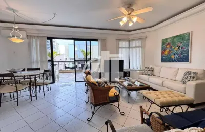Apartamento cobertura à venda a 500metros da praia, na enseada - guaruja, com 3 suítes com piscina, reformado!