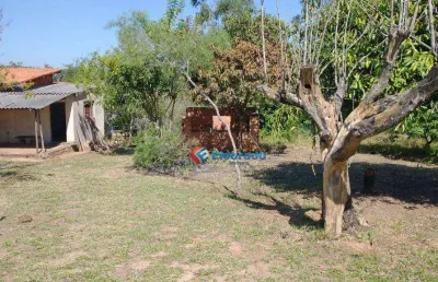 Chácara com 2 dormitórios à venda, 20000 m² por r$ 300.000,00 - zona rural - bofete/sp