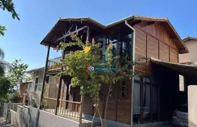 Sobrado com 3 dormitórios à venda, 158 m² por r$ 749.000,01 - s f praia - são sebastião/sp