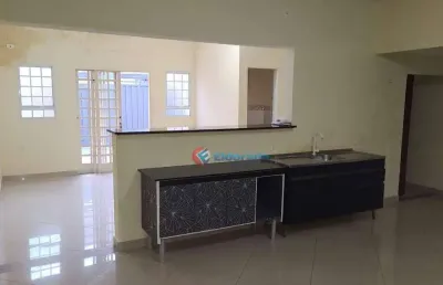 Casa com 3 quartos para alugar na Rua Ernesto Bergamasco, Vila Real, Hortolândia