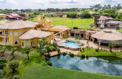 Casa em condomínio fechado com 4 quartos à venda na Avenida Espigão, 1, Setor Central, Hidrolândia