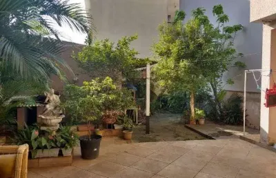 Casa com 5 quartos à venda na Vila Metalúrgica, Santo André 