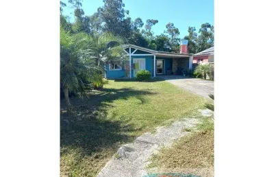 Casa à venda na Portão, 76, Vila Rica, Portão