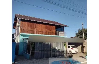Casa à venda na Portão, 44, São Jorge, Portão