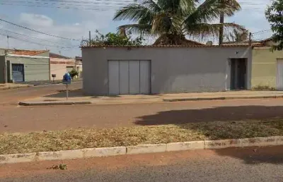 Casa com 3 quartos à venda em Laranjeiras, Uberlândia 