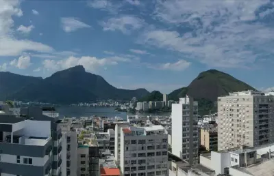 Apartamento flat, no luxuoso marias estúdios ipanema,  entre postos 8 e 9, a poucos passos da praia de ipanema.