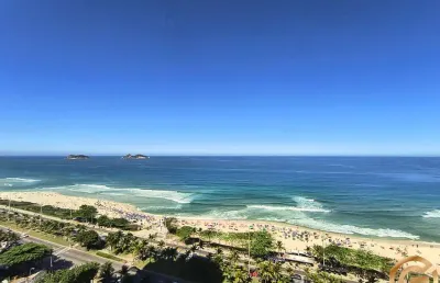 Apartamento dúplex 310m² frente mar – praia barra da tijuca