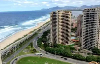 Cobertura de 125m² , 3 quartos, mobiliada, varanda gourmet, na barra com vista mar, jacuzzi e clube exclusivo