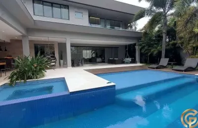 Casa de alto padrão, moderna, 760m² no del lago, 4 suítes, closet e um lindo lazer