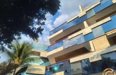 Apartamento reformado, varandão, 110m², 2 vagas, localização nobríssima no recreio dos bandeirantes,.