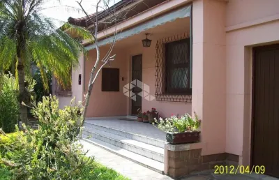 Casa com 3 quartos à venda na Rua Barão do Amazonas, 1780, Jardim Botânico, Porto Alegre